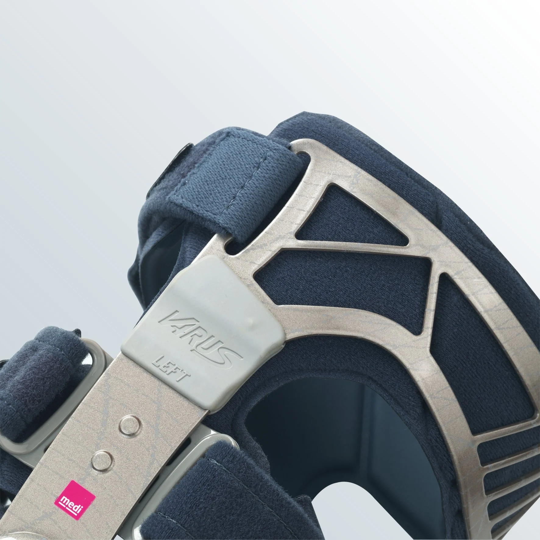 M.4s OA Compact Osteoarthritis Knee Brace - Image 6
