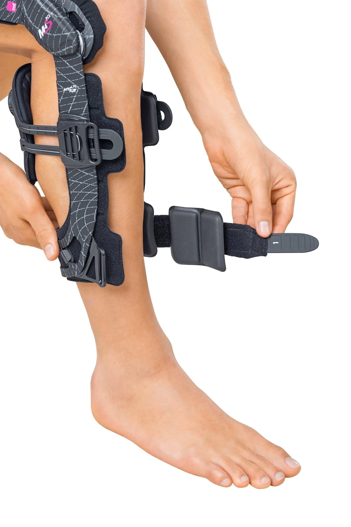 M.4s PCL Dynamic Knee Brace - Image 5